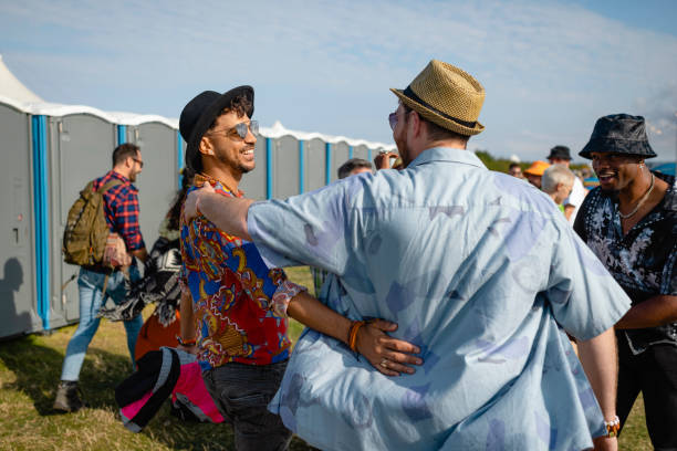 Best Porta potty rental near me  in Taft, CA